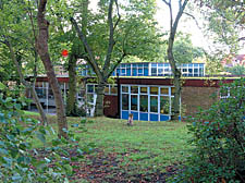 Frank Barnes School