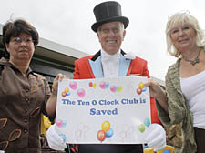 Director of Hampstead Wells and Campden Trust Sheila Taylor, Zippo’s ringmaster Norman Barrett and Catherine Boyd