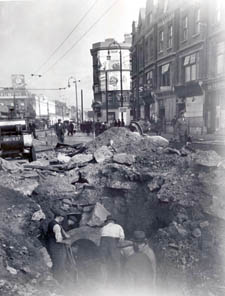 a Bomb attack in Pimlico and in Tottenham Court Road 
