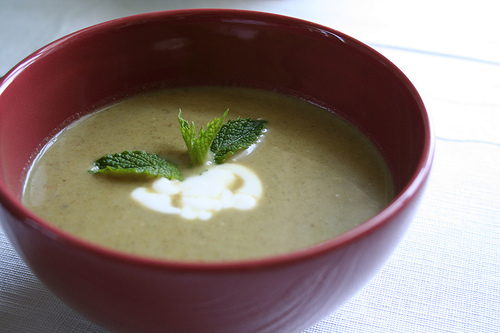 Pea, Mint and Yoghurt Soup 