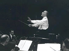 Beecham conducting the LPO in 1944